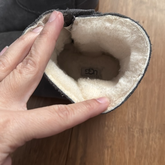 Toddles uggs size 10 - Picture 2 of 6